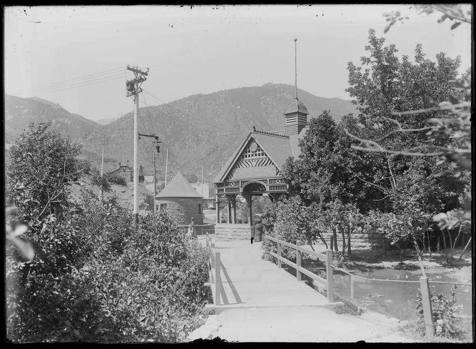 Manitou Mineral Springs